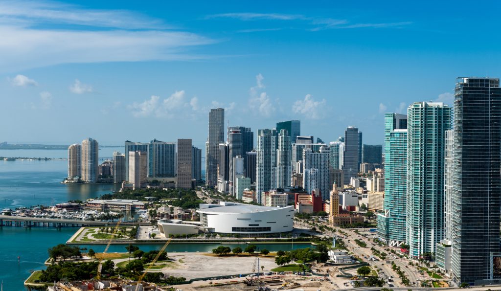 Why Rent a Black Car Transportation Service to Miami Sporting Events